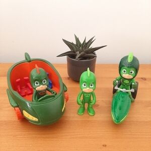 PJ Masks Gekko toy lot